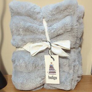 Indigo Faux Fur Throw in Soft Gray Brand New
